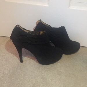 Black ankle booties